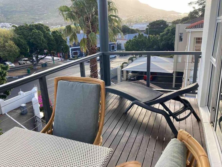 Chapman'S Peak, Loft Mit Sea-Und Mountainview Lägenhet Hout Bay Exteriör bild